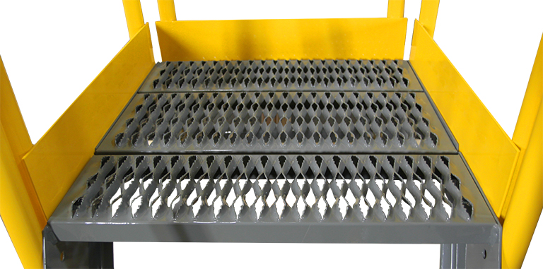 Workmaster Top Step Steel